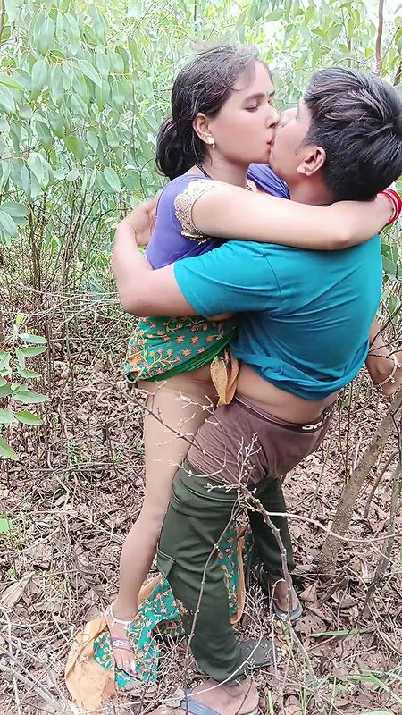 Sexy Bhabhi U. Took Me to the Liptis Garden and Fucked Me