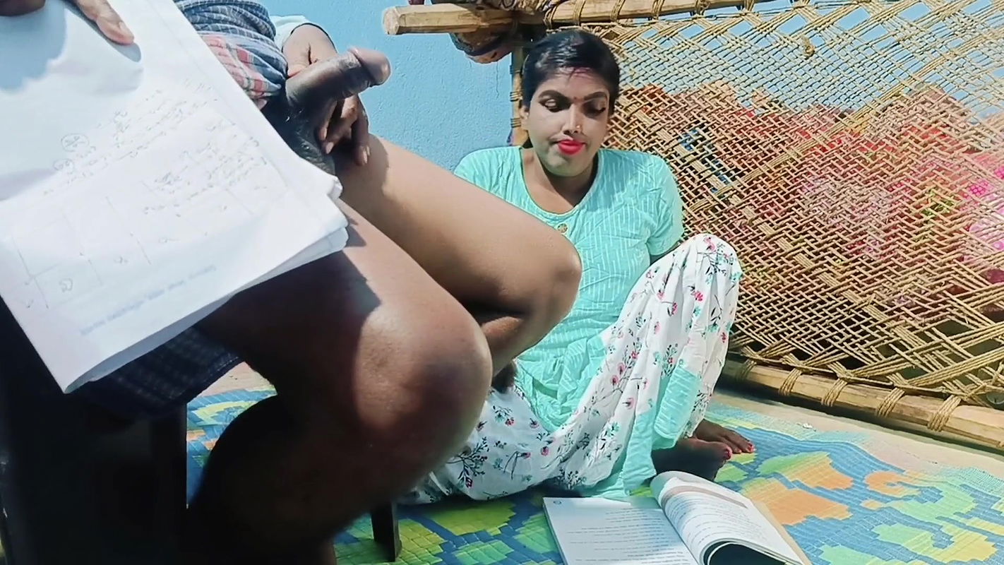 Student Very Romantic When She Teaches Private Tution with Home Teacher