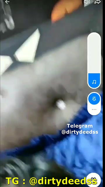 ID+Caption 2 Tango show