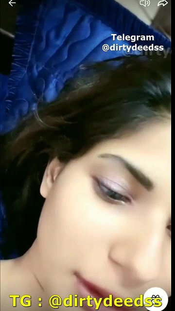 ID+Caption 2 Tango show