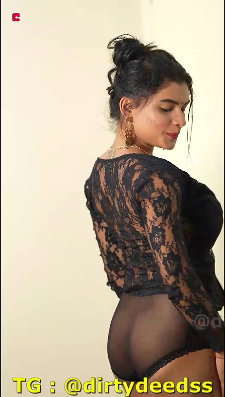 RESHMI NAIR – NUDE LIBRARY 4K