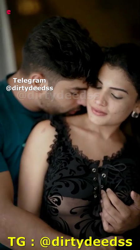 RESHMI NAIR – COUPLE LOVE