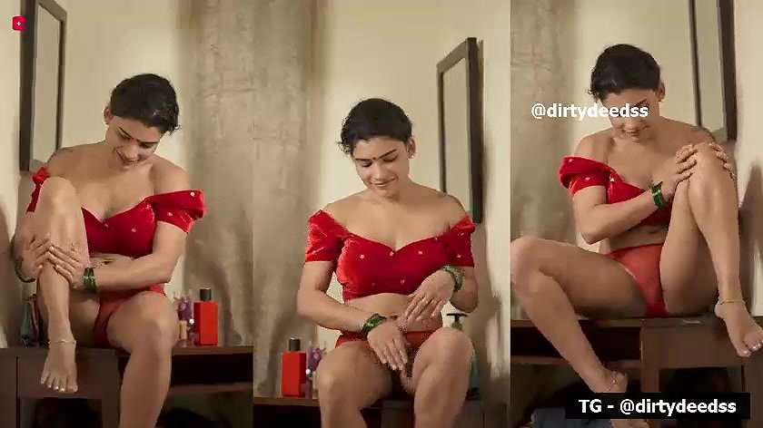 RED HOTTIE – RESHMI R NAIR