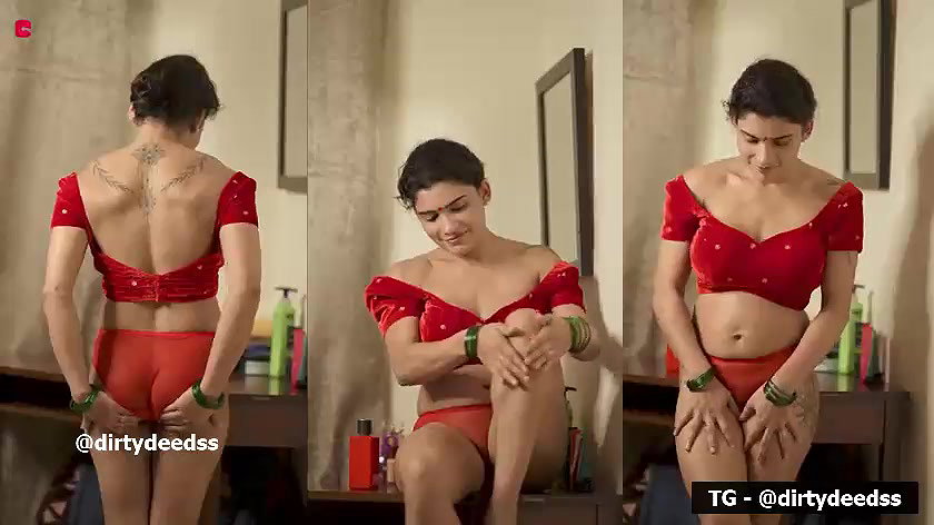 RED HOTTIE – RESHMI R NAIR