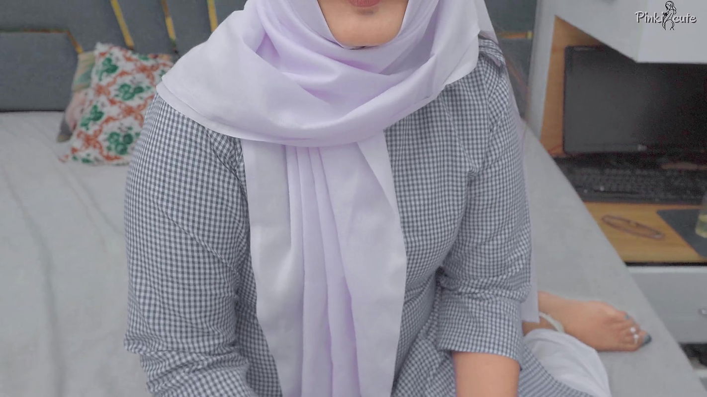 Big Ass Desi College Girl Fucked by Handsome Guy in Doggystyle