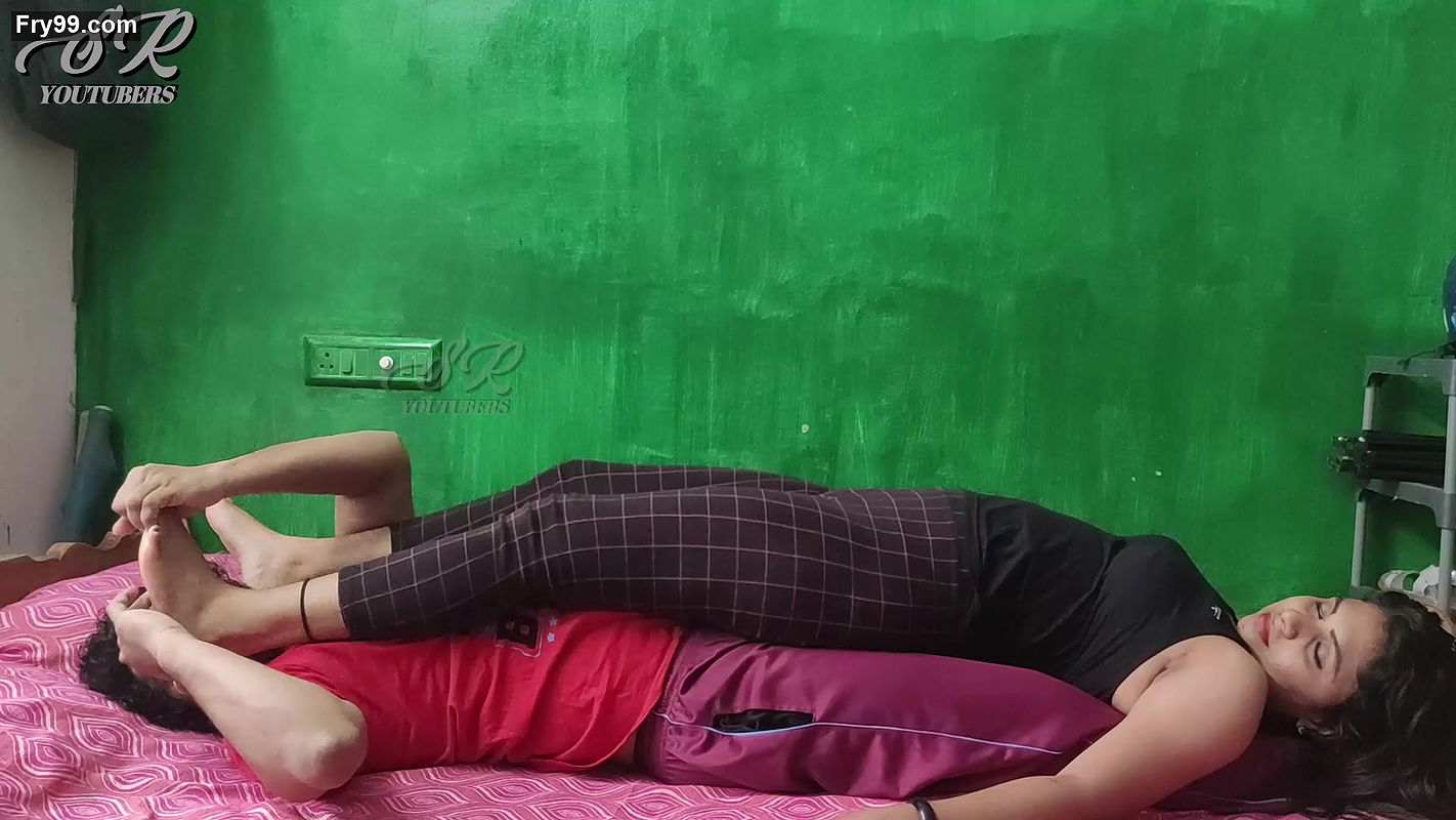 Vaishnavi – Chest Sitting And Face Sitting