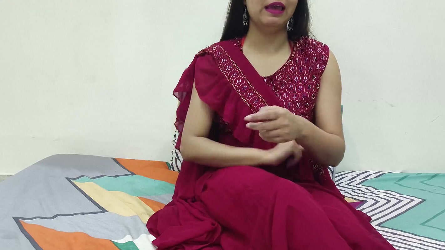 Hot Indian Saara Bhabhi Pussy Licking and Hard Fuck for Teaching First Sex to Devar.