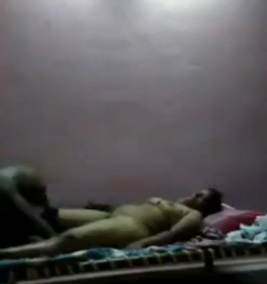 Desi Aunty Nude Play witth Lover
