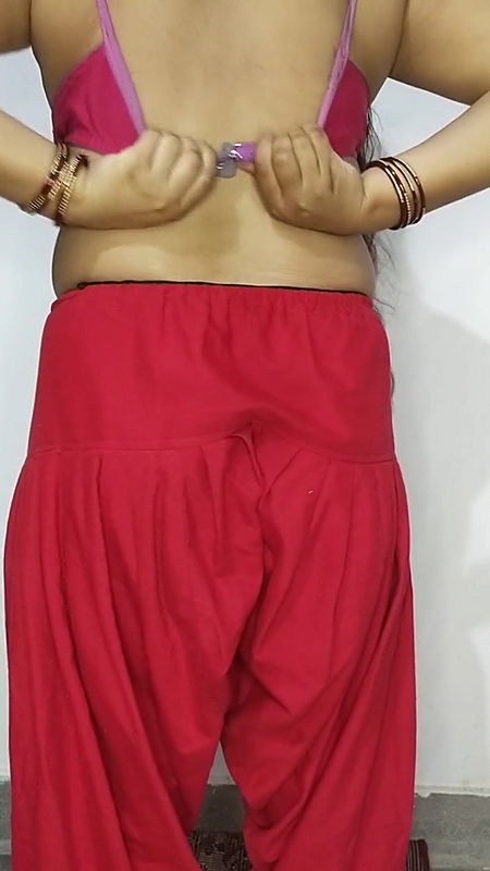 Indian – 18 Year Old Desi Cute Girl Full Nude Body Show