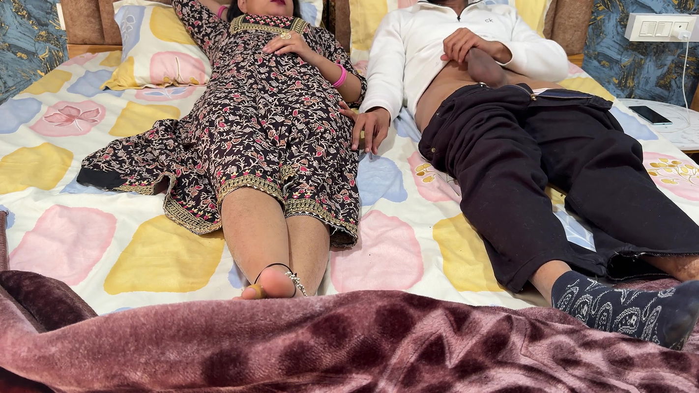 My Big Stepsister Was Angry, We Shared Single Bed, Full Hindi Audio