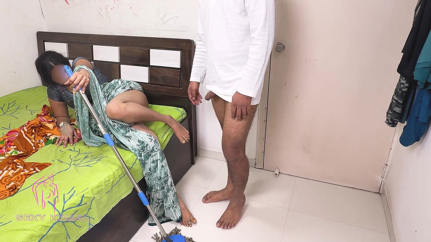 When Komal’s Landlord Bima Was in the Lawsuit, I Mopped Her Ass