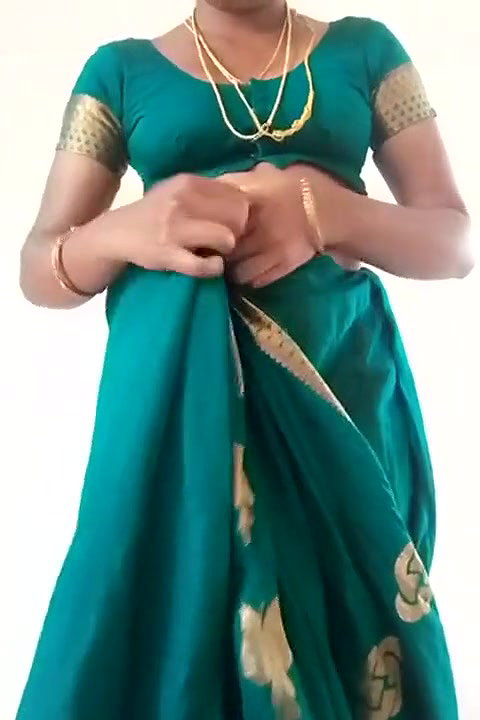 swetha tamil wife saree strip nude video