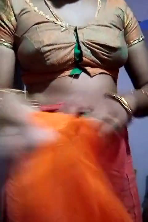 swetha tamil wife saree strip record video