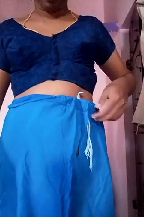 tamil wife swetha saree change