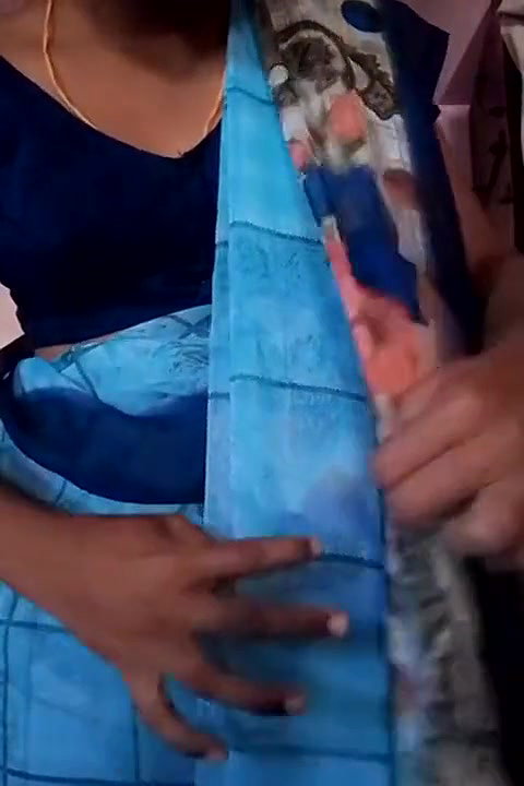 tamil wife swetha saree change