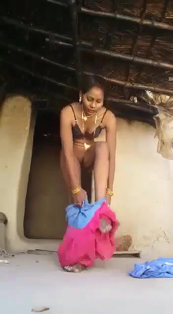 Village Bhabhi Pussy Fingering