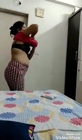 Desi Wife Ass Captured