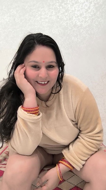 Fingering Pussy Deeply