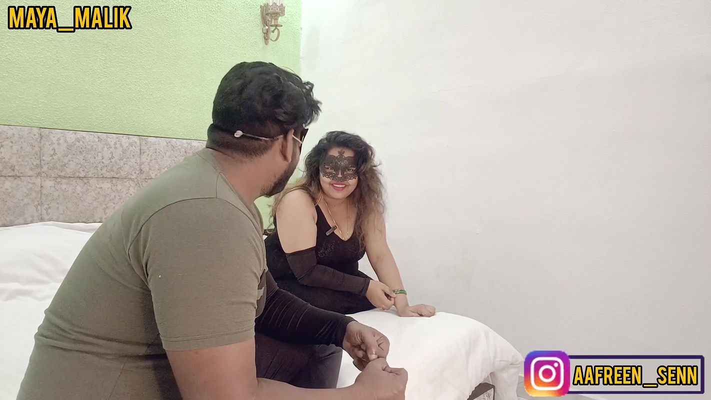 Hot Beautiful Bhabhi Fucked by Technician