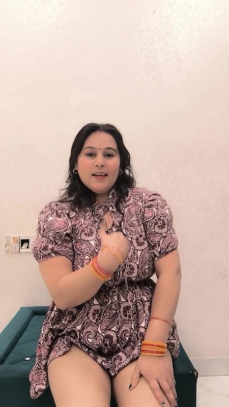 Puja Baby Play with Big Boobs Fingering Her Pussy