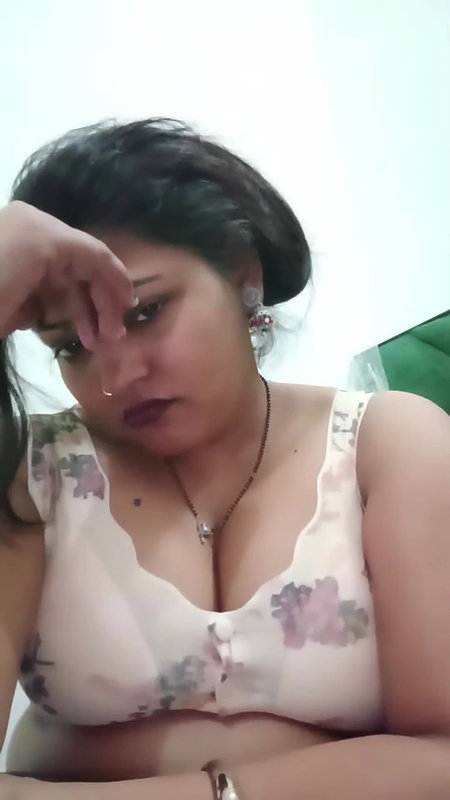 Youtuber Kiran rana 32