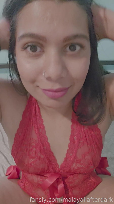 Youtuber Shruthi canadian malayalee 10