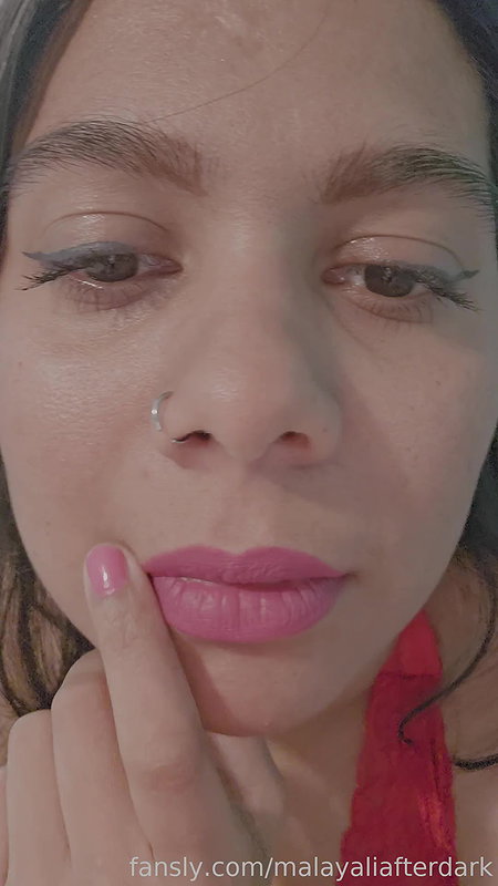 Youtuber Shruthi canadian malayalee 10