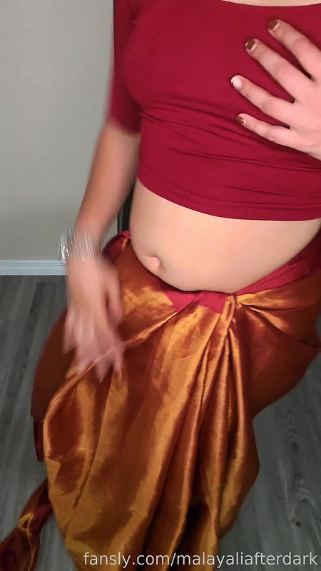 Youtuber Shruthi canadian malayalee 12