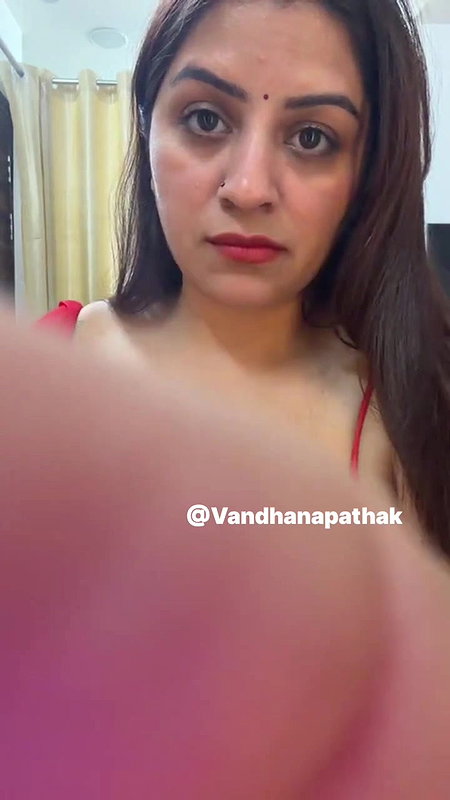 Youtuber Vandhana 20