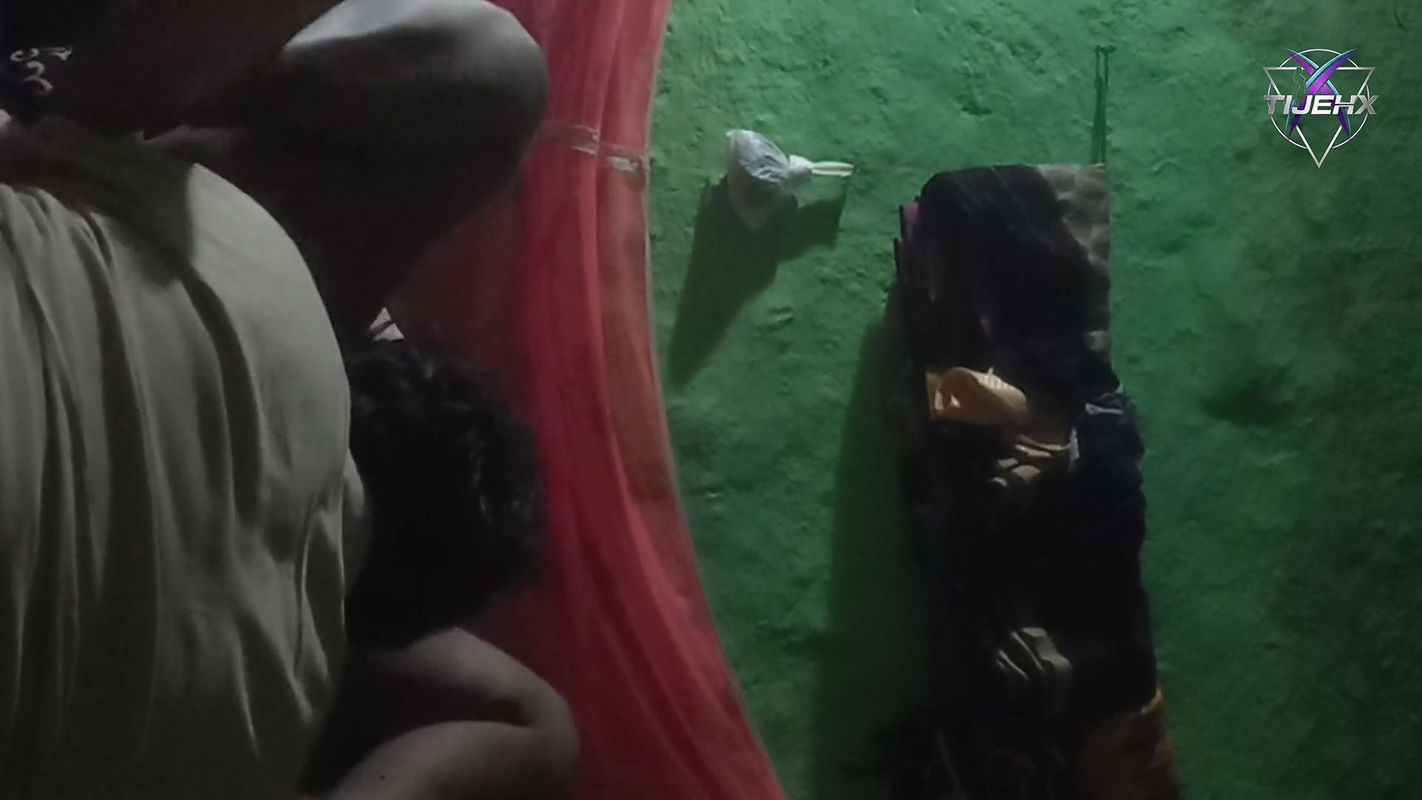 Desi Real Indian Aunty Seduced and Fucked