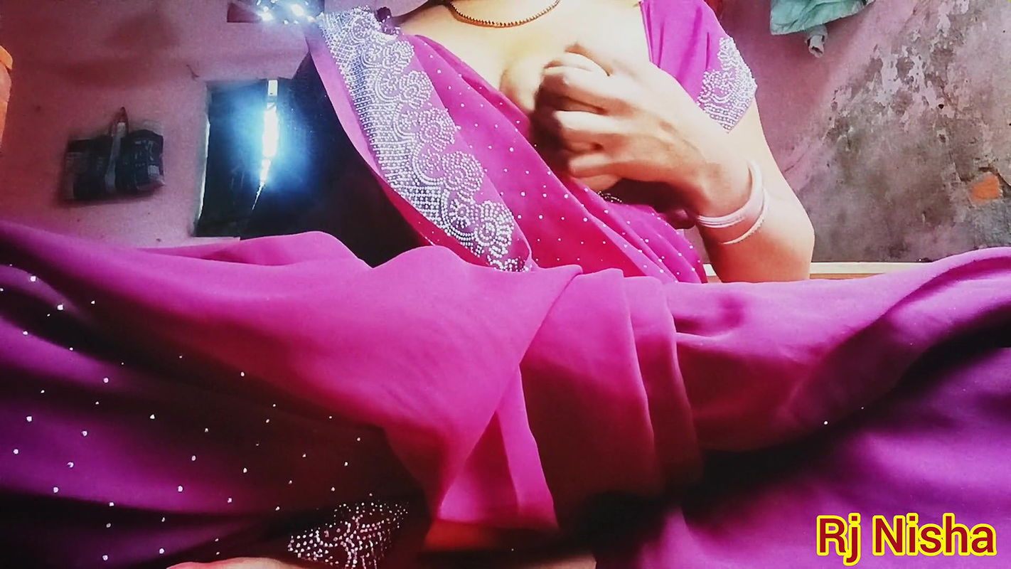 Biggest Pusssy in Indian Women Masterbate by Fingering Part 1