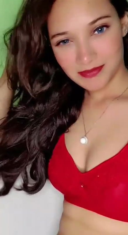 Beautiful Bengali Girl Removing Dress Showing Nude Fingering On VC 5 CLIPS5