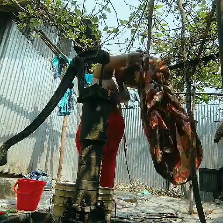 Desi Village Bhabhi Bathing Showiing Nude10 VIDEO 29