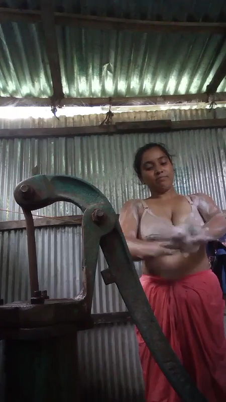 Horny Lovers Kissing And Fucking Under Blanky3