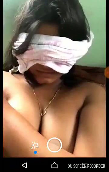 Shy Girl Exposes Nude with Face Unwillingly – BF Promises to delete video 22