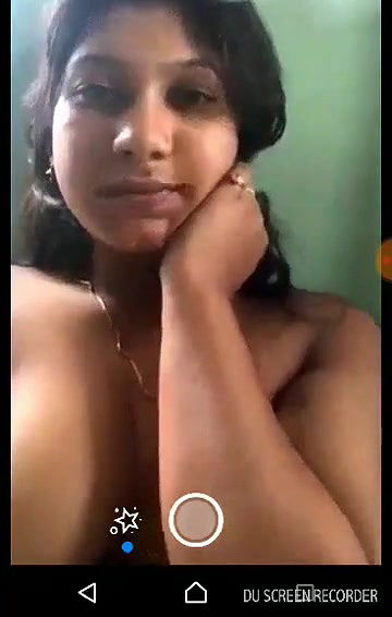 Shy Girl Exposes Nude with Face Unwillingly – BF Promises to delete video 22