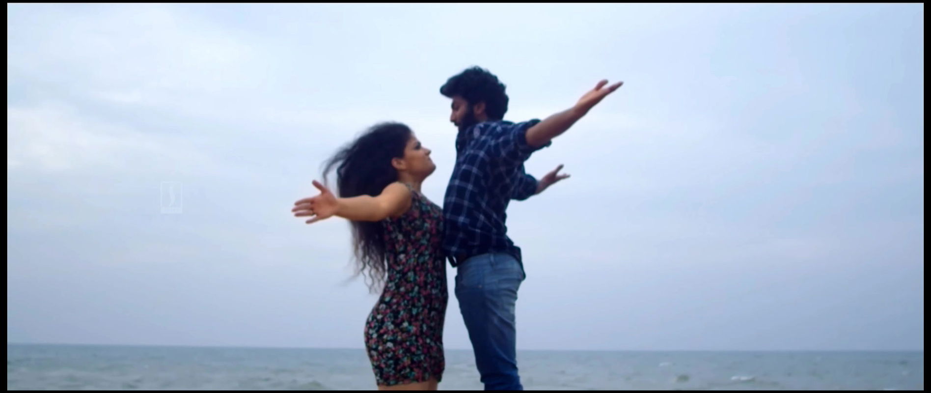 Udumbu_Movie_Angelina_Hot_Sizzling_Scenes_4k