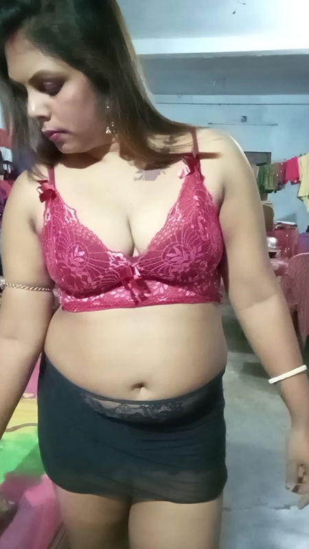 Youtuber Madumitha mandal 19