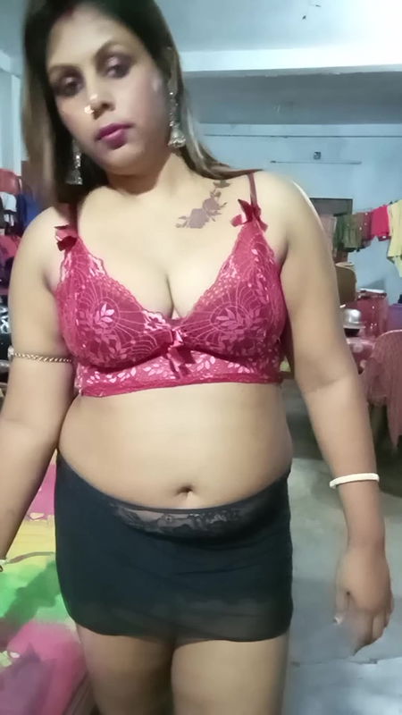 Youtuber Madumitha mandal 19