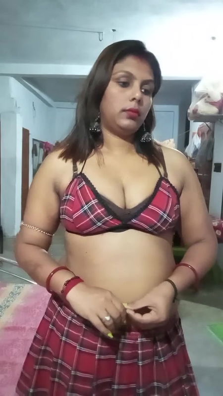 Youtuber Madumitha mandal 21