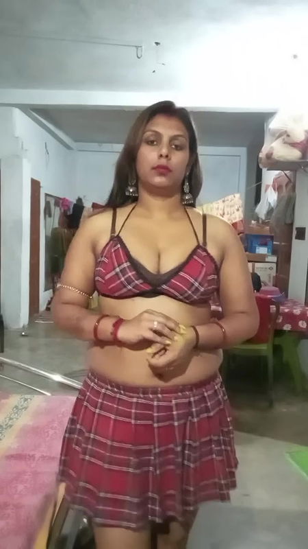 Youtuber Madumitha mandal 22