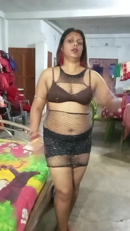 Youtuber Madumitha mandal 30