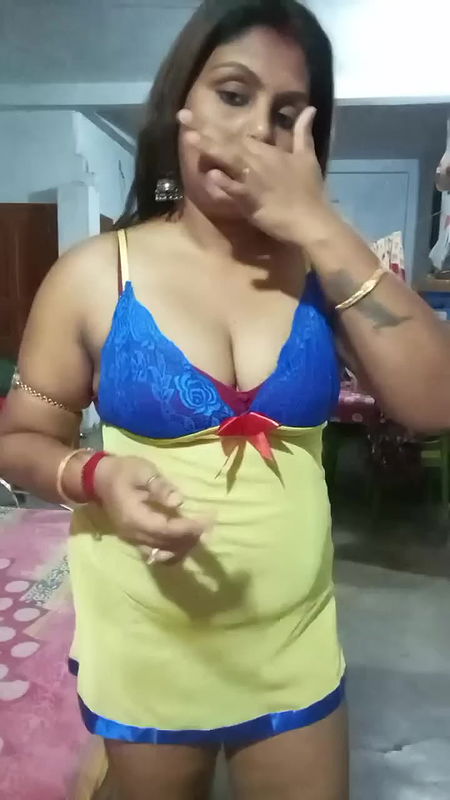 Youtuber Madumitha mandal 36
