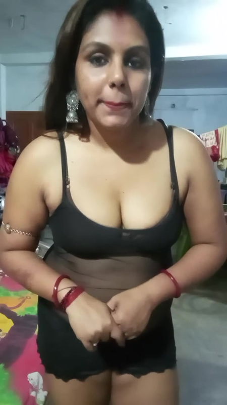 Youtuber Madumitha mandal 38