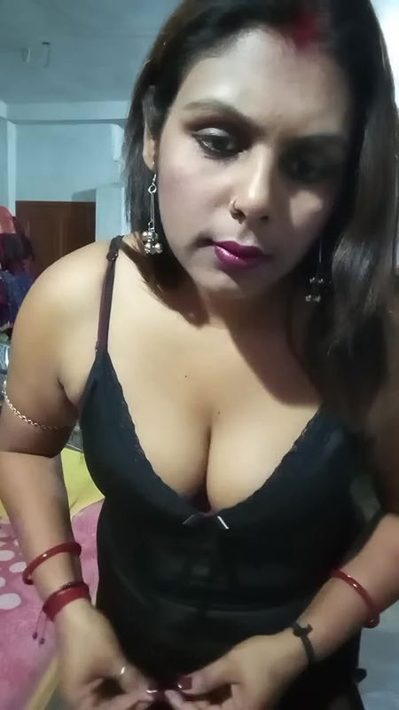 Youtuber Madumitha mandal 42