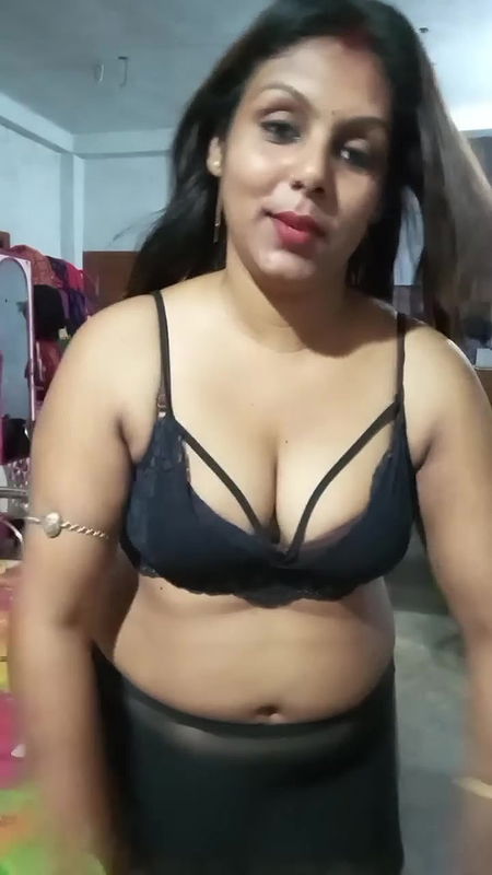Youtuber Madumitha mandal 48