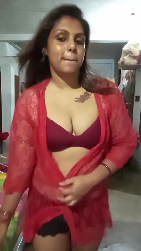 Youtuber Madumitha mandal 50