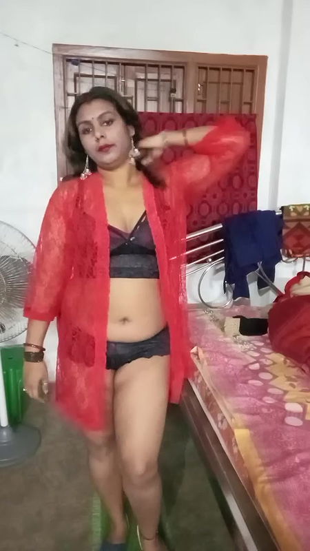 Youtuber Madumitha mandal 56