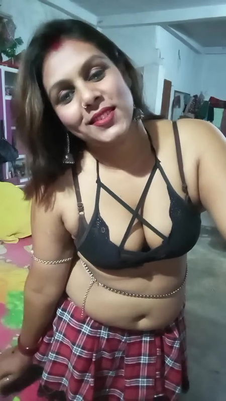 Youtuber Madumitha mandal 61