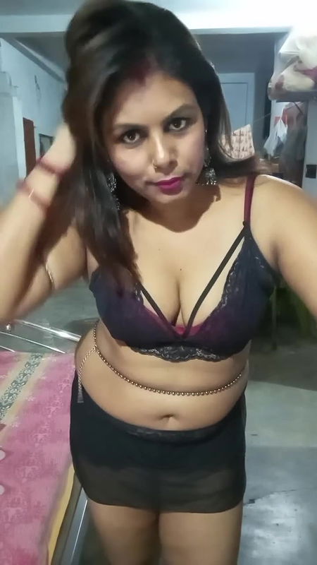 Youtuber Madumitha mandal 62